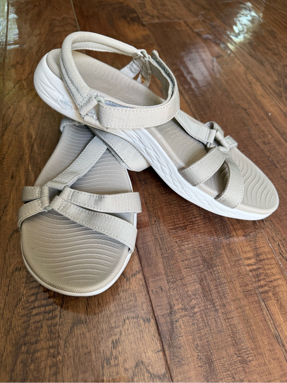 Skechers Women's Sandals in Light Taupe